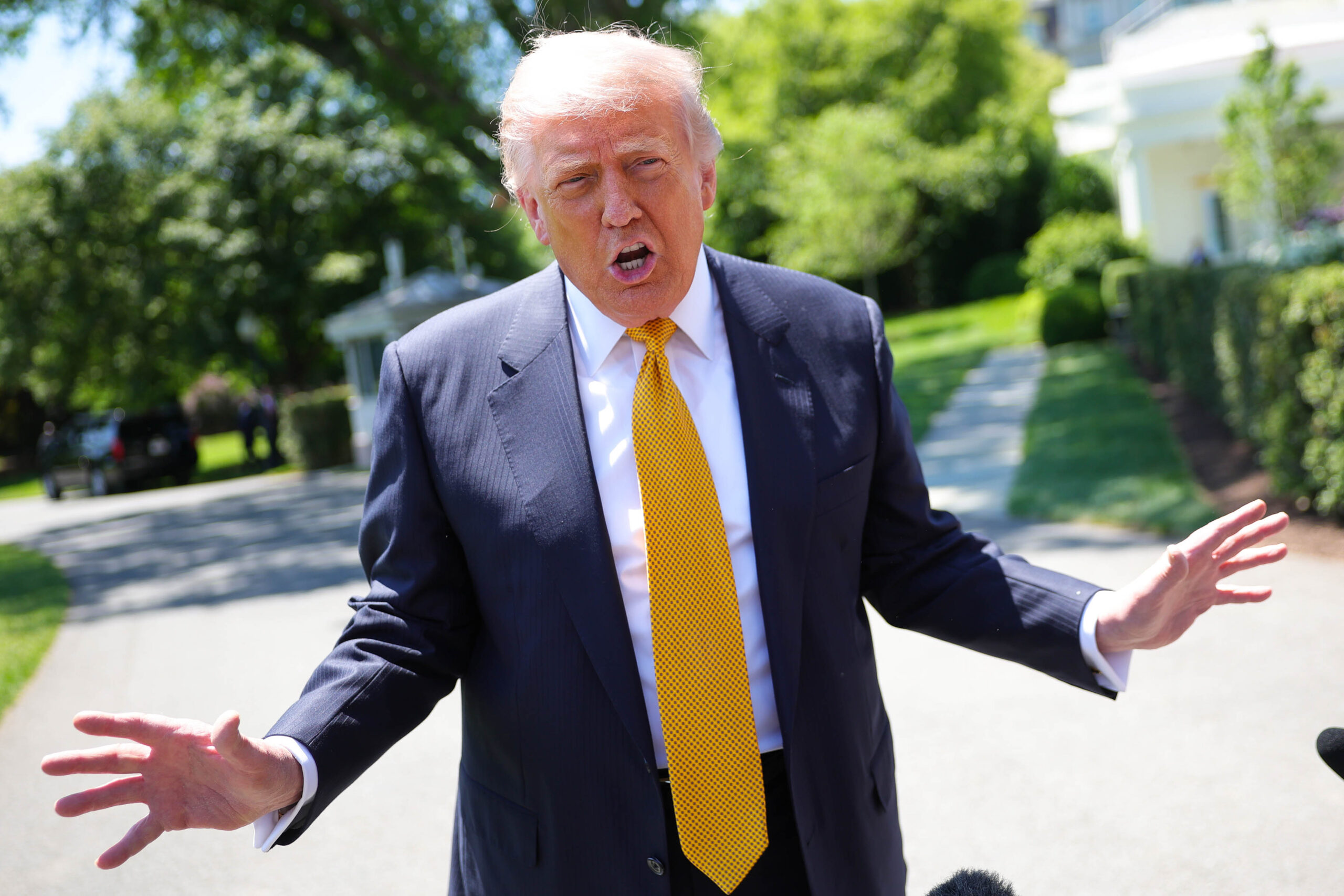 Casa Branca lança “Trump TV” em meio a conflito com veículos de imprensa Casa Branca lança “Trump TV” em meio a conflito com veículos de imprensa