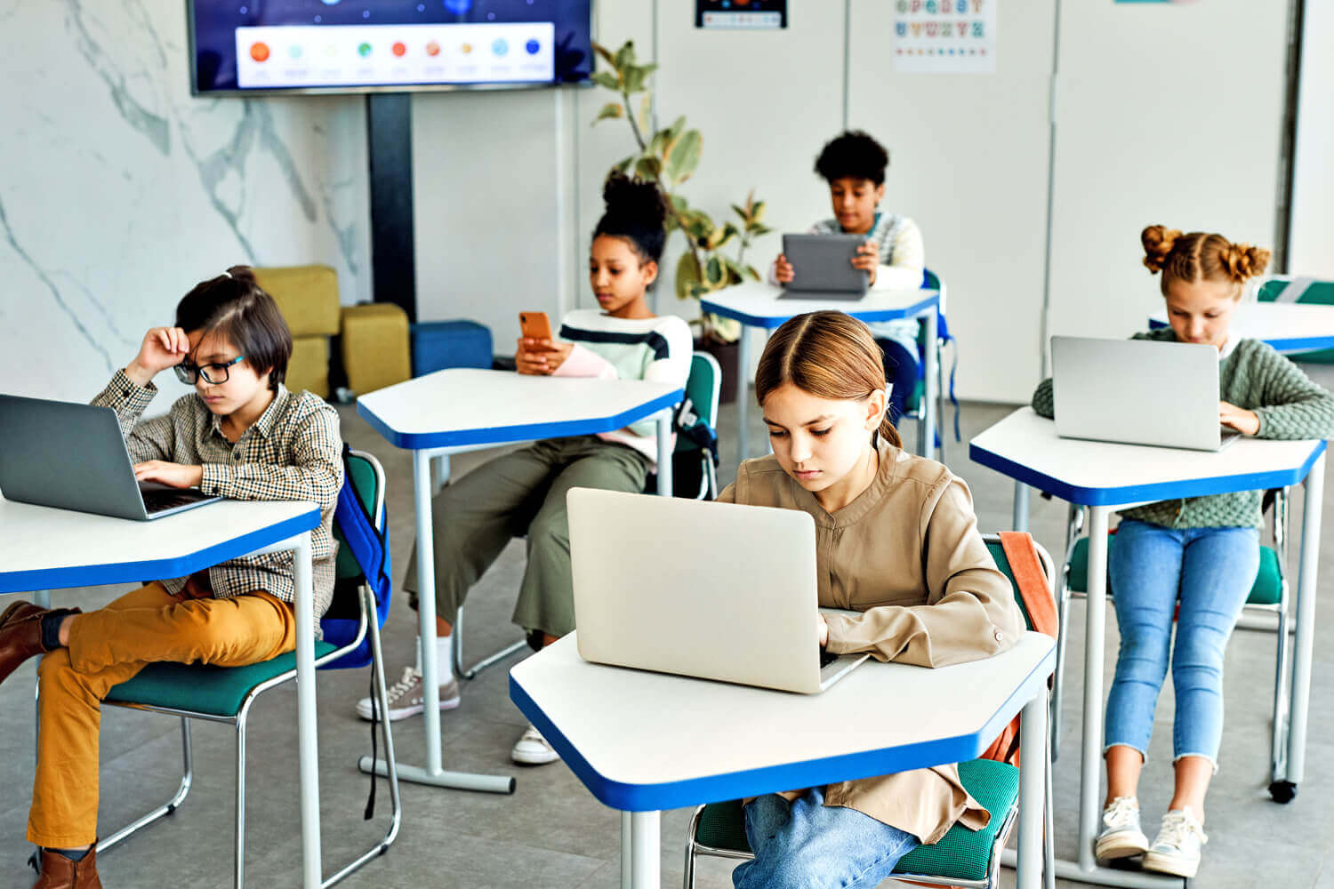 Cómo avanzar hacia una tecnología educativa que respete los derechos de los niños Cómo avanzar hacia una tecnología educativa que respete los derechos de los niños