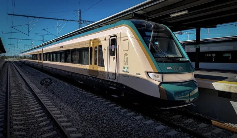 Cómo el Tren Maya facilita combinar zonas arqueológicas y spas en un mismo viaje al Caribe Mexicano