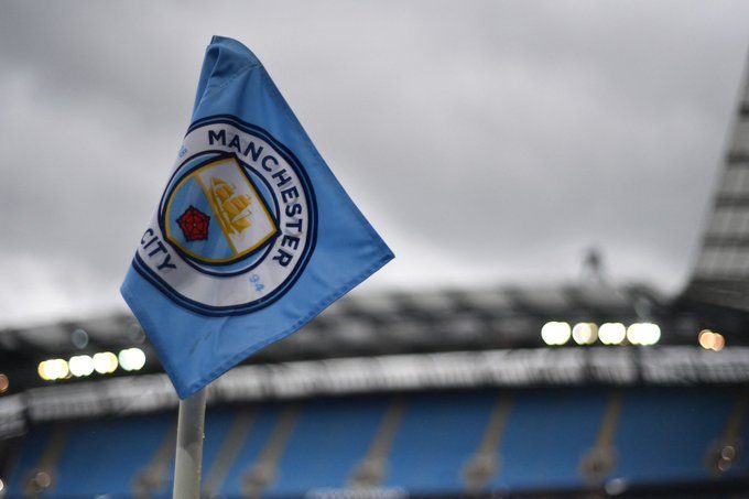 Declaran al Manchester City culpable de violar las normas financieras