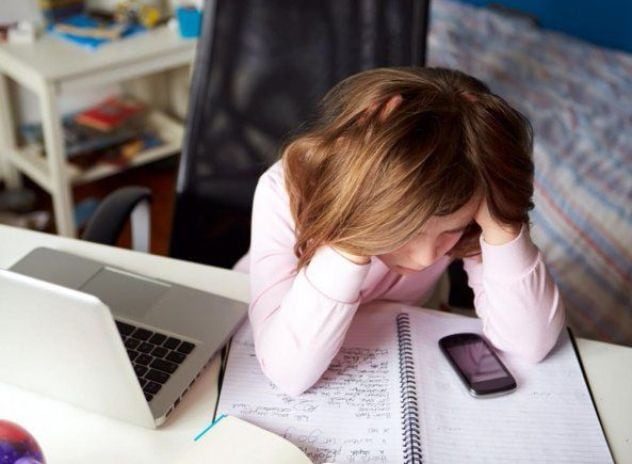 Día de la Juventud: cómo protegerse del ciberacoso y el grooming