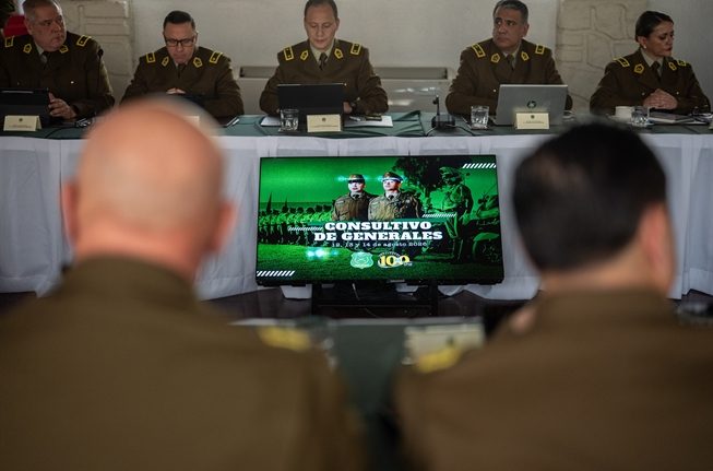 Diputados piden urgencia a proyecto sobre incentivos en Carabineros