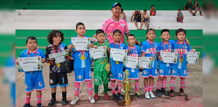 Divino Niño se corona campeón en la Sub 7