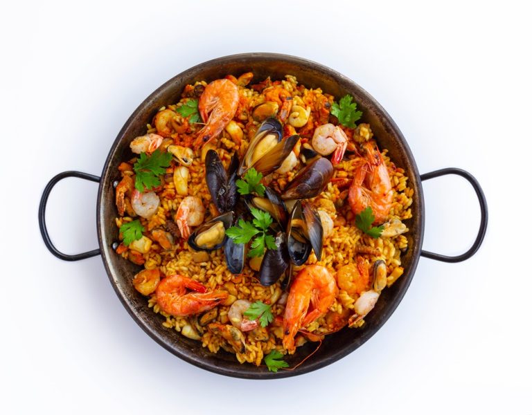 Ecuador — Es el Día de la Paella… Disfrútalo con esta receta