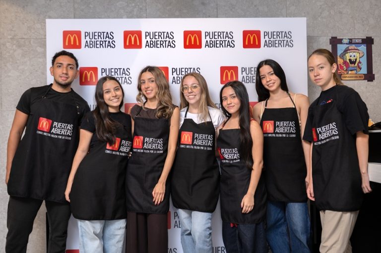 Ecuador — ¿Qué hay detrás de una hamburguesa? McDonald’s lo muestra con sus Puertas Abiertas