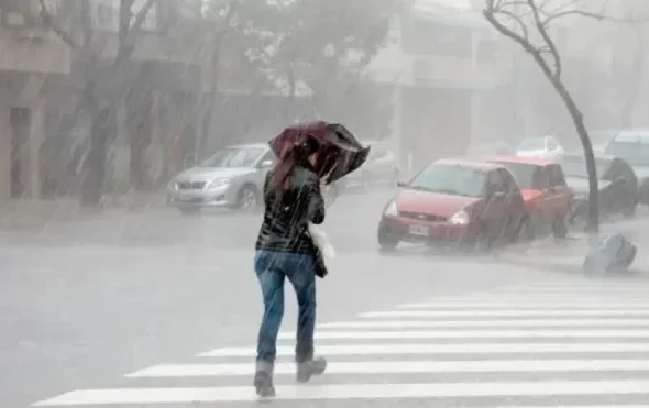 El alerta por tormentas se extiende hasta el martes 29 en el territorio provincial