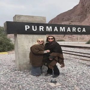 El «efecto tren solar»: Claudia Villafañe eligió la Quebrada para un evento VIP y fue tendencia en redes