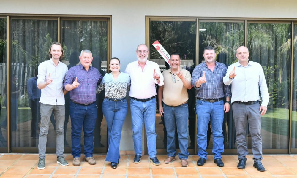 Equipo de Lucho Zacarías y Rocío Abed fortalece apoyo a candidatos de ANR al sur del Alto Paraná Equipo de Lucho Zacarías y Rocío Abed fortalece apoyo a candidatos de ANR al sur del Alto Paraná