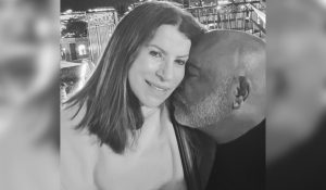 Esposa de Rick faz homenagem emocionante para se despedir do cantor; veja