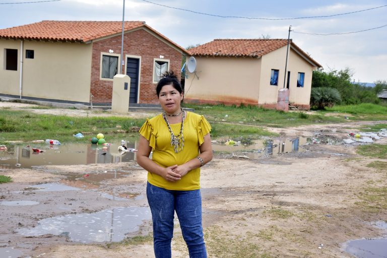 Estudiar en el país de los títulos falsos: el amargo contraste de ser joven hoy en Paraguay