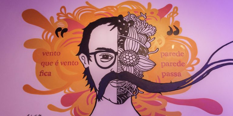 Festival Paulo Leminski transforma legado do poeta em encontro de gerações em Curitiba