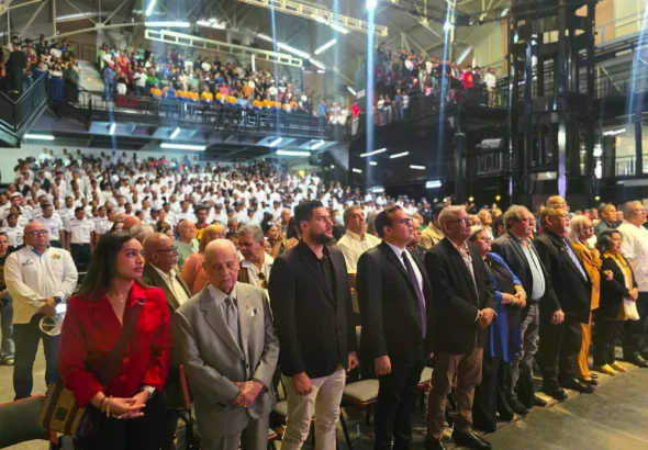 Gobernador Luis Caldera inauguró Simposio sobre Bicentenario del Congreso Anfictiónico