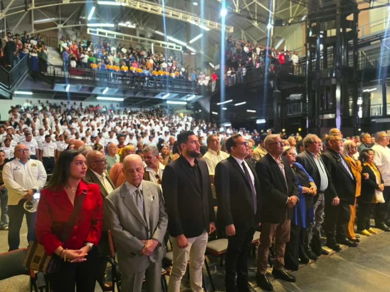 Gobernador Luis Caldera inauguró Simposio sobre Bicentenario del Congreso Anfictiónico