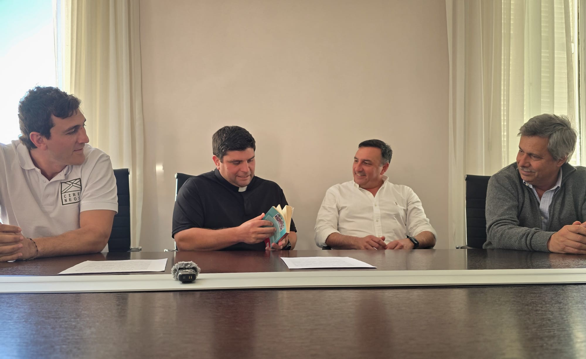 Gobierno de Salto y Asociación Civil Cireneos firmaron convenio para avanzar con el programa “Rancho Cero” Gobierno de Salto y Asociación Civil Cireneos firmaron convenio para avanzar con el programa “Rancho Cero”