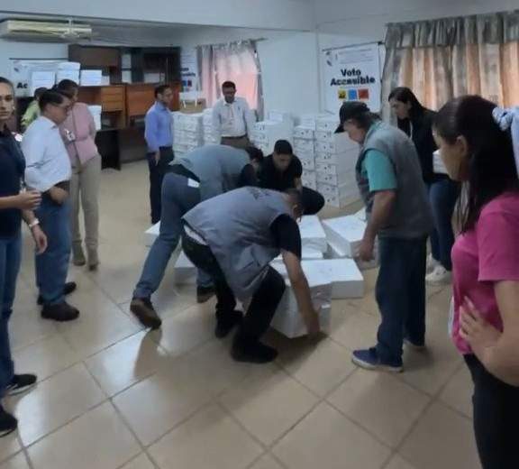 Guairá recibe kits electorales para 168.000 electores de cara a las municipales de este domingo