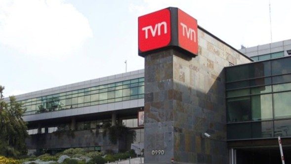 Kast propone a Pedro Huichalaf (PPD) y Marcela Sabat (RN) para directorio de TVN
