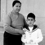 La foto acertijo: ¿Quién es este niño fabulador que es una de las figuras más aclamadas del cine español?