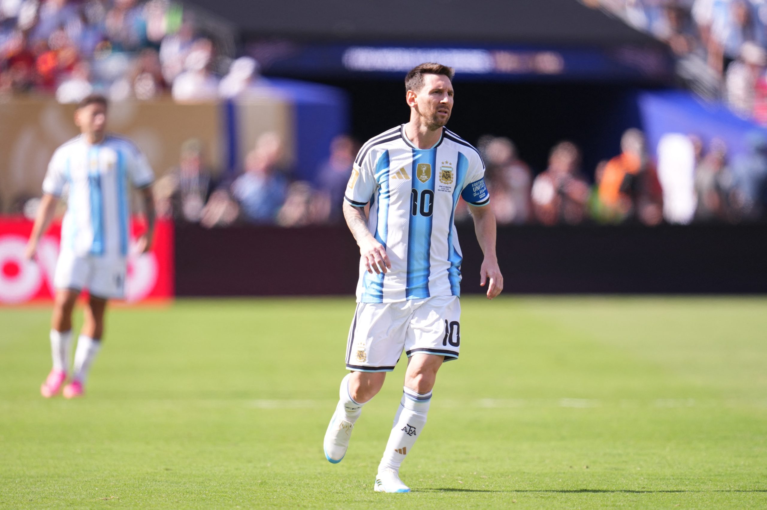 Lionel Messi presenta indumentaria especial para su partido de despedida con la Selección Argentina Lionel Messi presenta indumentaria especial para su partido de despedida con la Selección Argentina