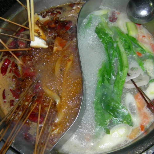 Malatang: A Sopa Chinesa Picante que Virou Febre