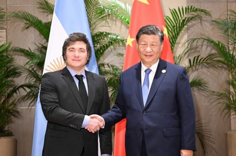 Mientras Milei fortalece su vínculo con EE.UU., una cumbre en Salta mostró el avance de las inversiones chinas