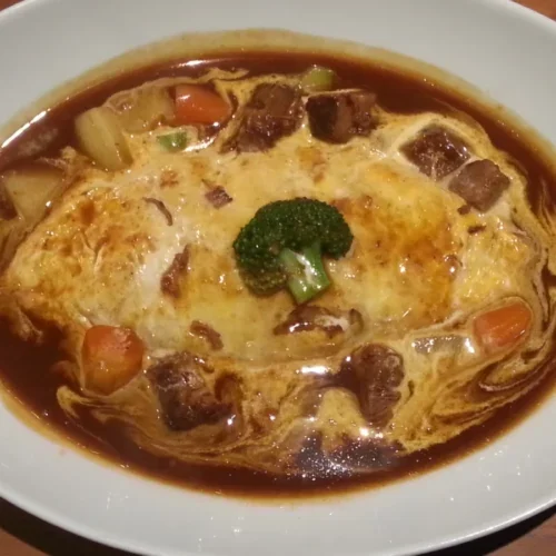 Omurice: Arroz com Omelete Japonês, História e Receita