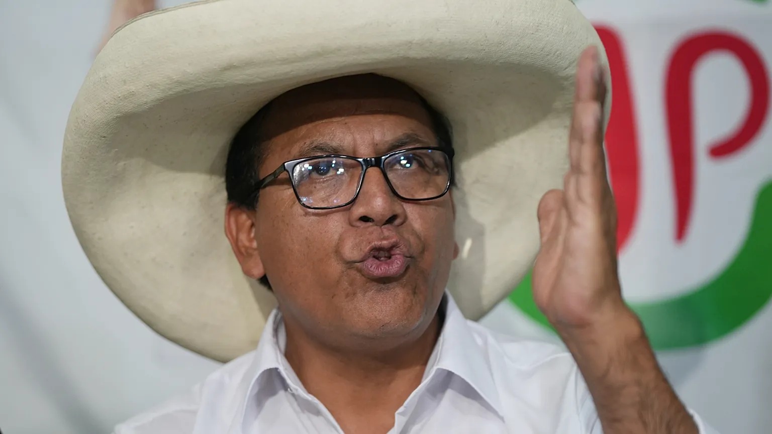 Perú — Roberto Sánchez irá a juicio por presuntos aportes no declarados