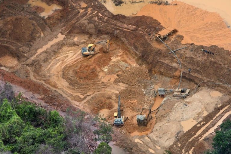 PL dos Minerais Críticos é aprovado sem salvaguardas ambientais, alerta Greenpeace Brasil