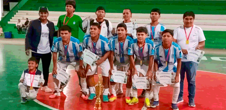 Racing Club goleó a Saavedra FC y se consagró campeón en la Sub 16.