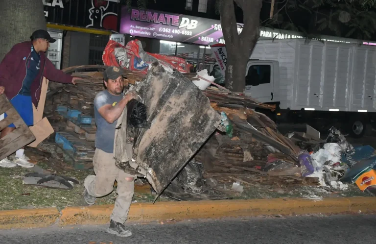 Retiran un minibasural del centro de Chaco y refuerzan la alerta por el impacto ambiental de los residuos
