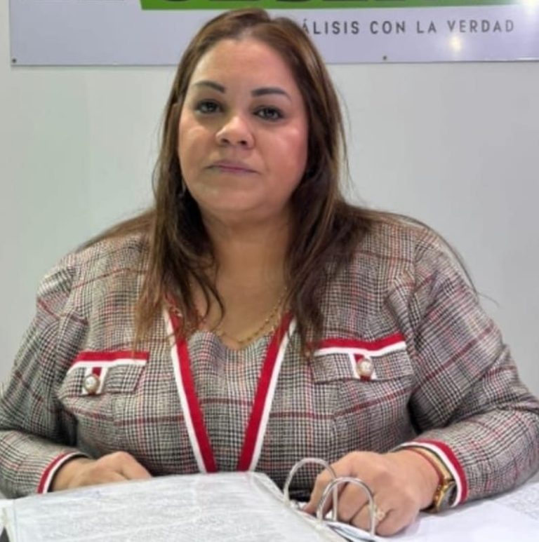 Revocan arresto domiciliario y ordenan prisión preventiva para abogada procesada por la mafia de los pagarés
