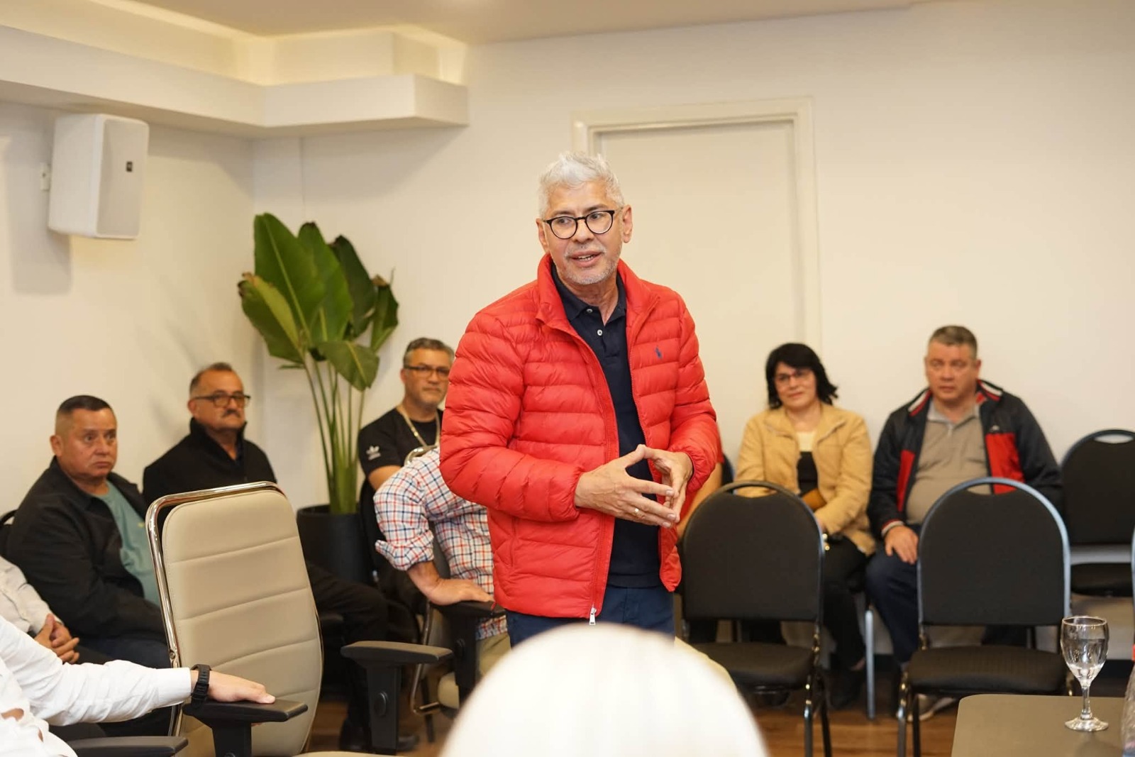 Rigo vuelve a marcar distancia del Clan ZI y pide que se retire de la política Rigo vuelve a marcar distancia del Clan ZI y pide que se retire de la política