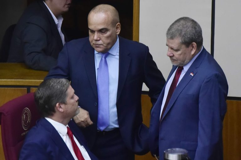 Senadores adelantan sesión al martes, pero queda en duda el cuórum por las municipales