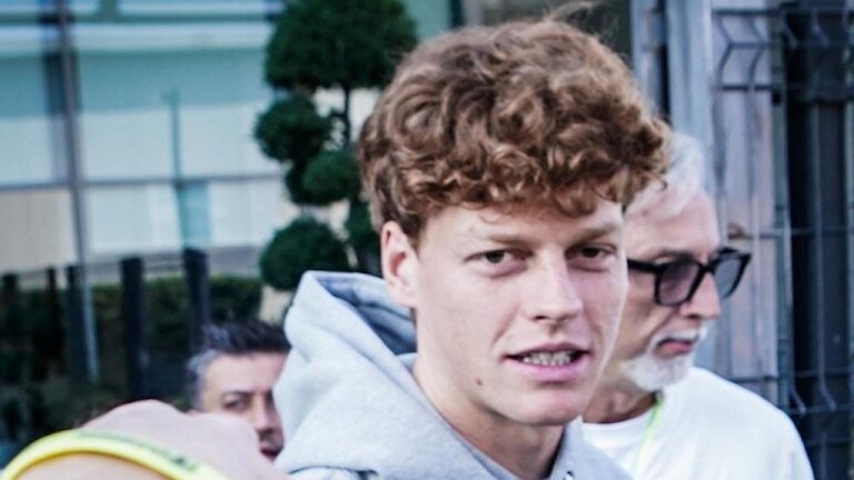 Sinner fora de Pequim e vê liderança do ranking ameaçada