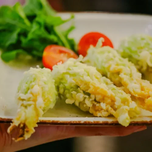 Tempura: O Que é e Como Fazer a Massa Crocante