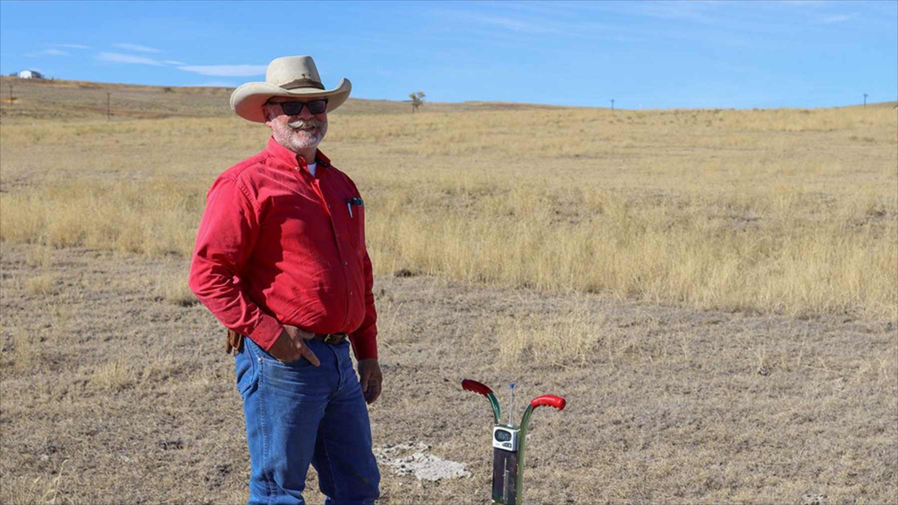 Un matrimonio compró un rancho en Colorado en 2014 y moviendo sus vacas de un prado a otro ha pasado de 29 a 37 especies de aves, con el doble de aves de pastizal detectadas en seis años Un matrimonio compró un rancho en Colorado en 2014 y moviendo sus vacas de un prado a otro ha pasado de 29 a 37 especies de aves, con el doble de aves de pastizal detectadas en seis años