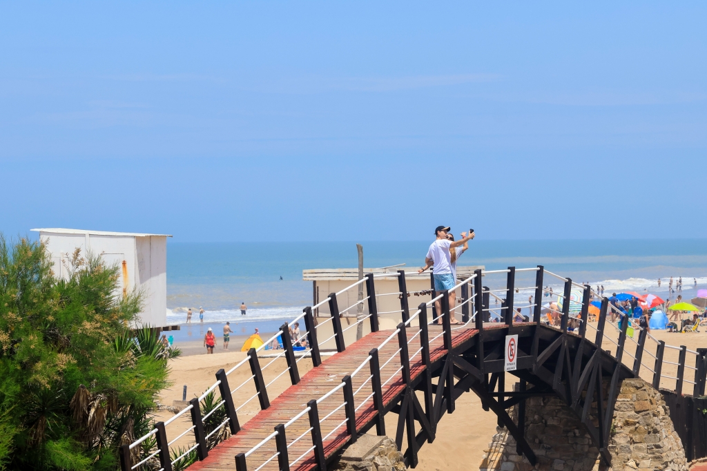 Villa Gesell inicia una gira de promoción turística por Argentina y el exterior Villa Gesell inicia una gira de promoción turística por Argentina y el exterior