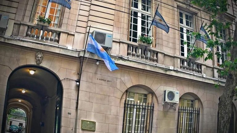 Argentina — Argentina ofrecerá ciudadanía a extranjeros que inviertan al menos 350 mil dólares