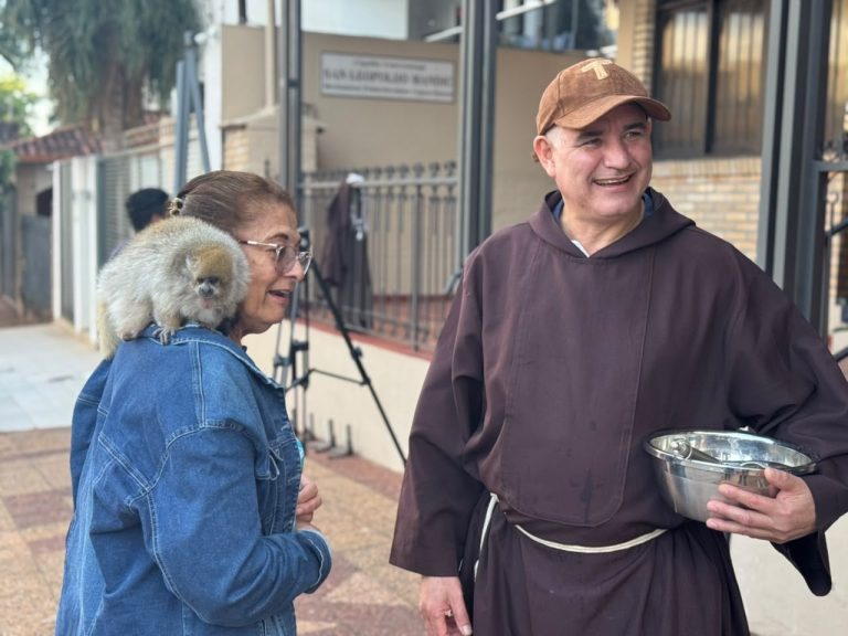 Bendición de mascotas con los capuchinos: sedes y horarios para este jueves