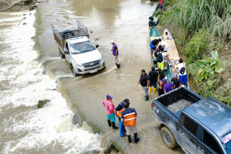 Ecuador — Familias de nueve provincias afectadas por las lluvias reciben ayuda