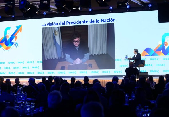 El plan después de la estabilización: Argentina potencia y paciencia para el riesgo político