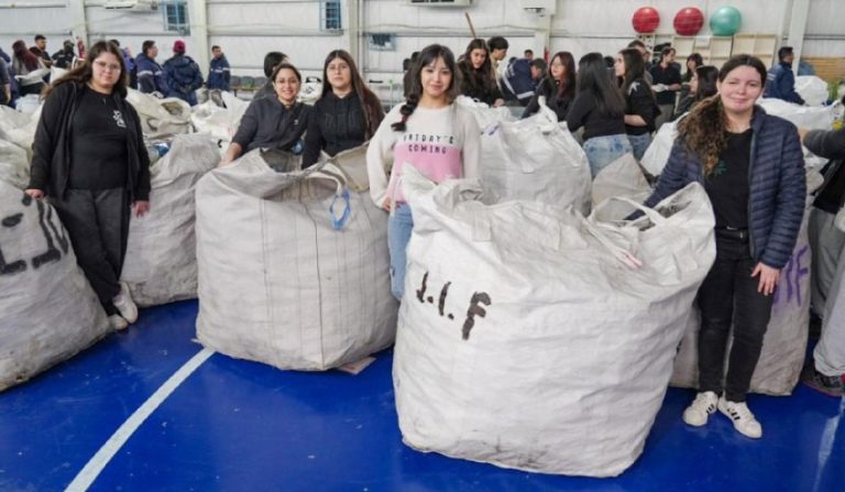Jóvenes de Río Grande lograron recuperar más de 14 toneladas de materiales reciclables