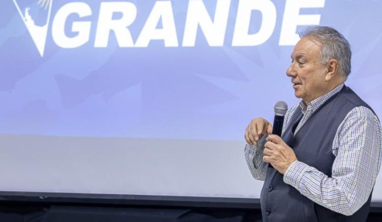 Mario Ferreyra respaldó una candidatura de Martín Perez