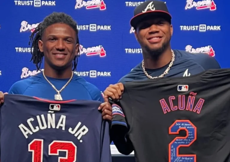 Ronald y Luisangel Acuña hacen historia en el inicio de la postemporada de las Grandes Ligas