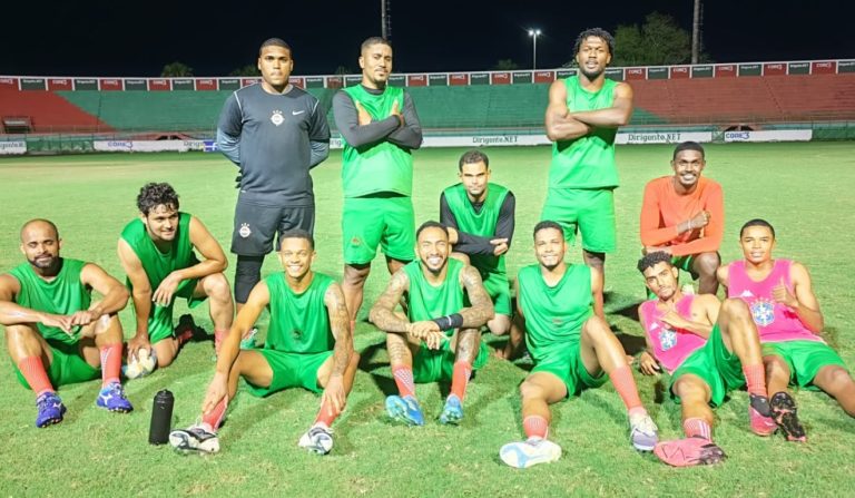 Seleção de Feira encerra preparação para duelo decisivo contra Capim Grosso