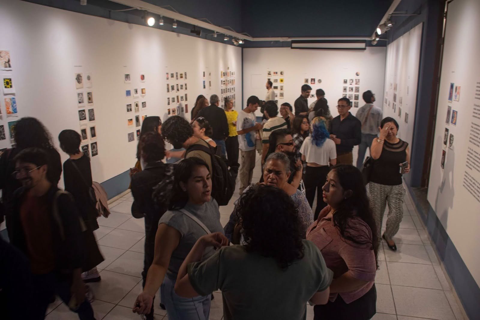 «Sol Negro»: La memoria gráfica del eclipse solar total que unió a más de 200 artistas de México y el mundo «Sol Negro»: La memoria gráfica del eclipse solar total que unió a más de 200 artistas de México y el mundo
